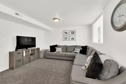 1148 N 350 W, Layton, UT 84041 - Photo 17