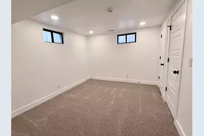 4555 S Nob Hill St W, West Valley, UT 84120 - Photo 25