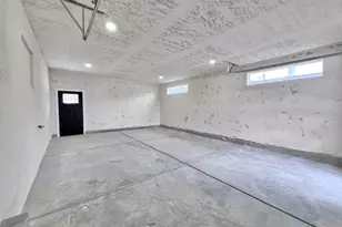 4555 S Nob Hill St W, West Valley, UT 84120 - Photo 27