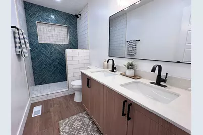 4555 S Nob Hill St W, West Valley, UT 84120 - Photo 11