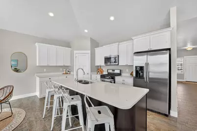 622 E Sawback Ln, Draper, UT 84020 - Photo 5