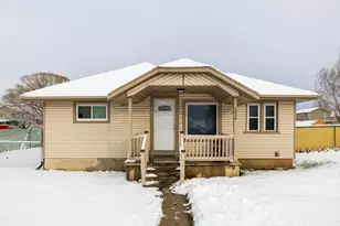 5854 S 3500 W, Roy, UT 84067 - Photo 13