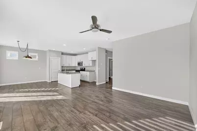 1029 W Coyote Gulch Way, Bluffdale, UT 84065 - Photo 9