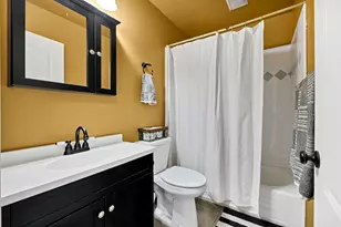 74 Canterbury Cir, Logan, UT 84321 - Photo 17