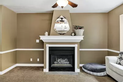 74 Canterbury Cir, Logan, UT 84321 - Photo 7