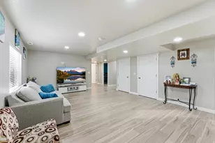 8163 S Oakridge Park Dr, West Jordan, UT 84081 - Photo 19