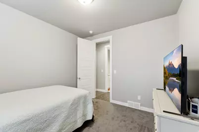 8163 S Oakridge Park Dr, West Jordan, UT 84081 - Photo 15