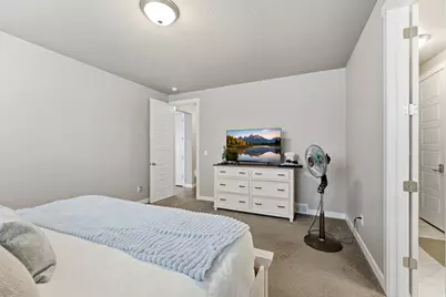 8163 S Oakridge Park Dr, West Jordan, UT 84081 - Photo 13