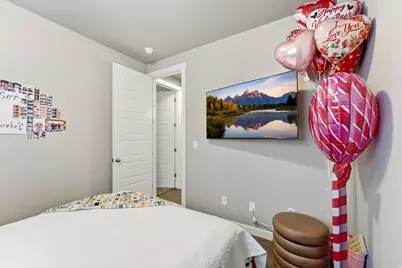 8163 S Oakridge Park Dr, West Jordan, UT 84081 - Photo 29