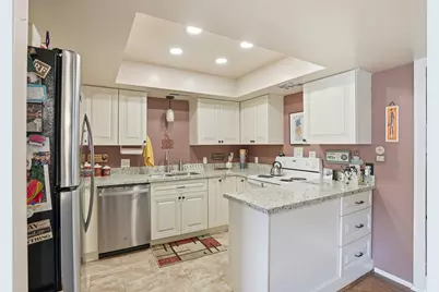 1697 E Woodbridge Dr #2, Salt Lake City, UT 84117 - Photo 9