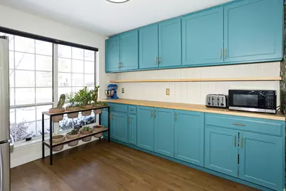 10886 N Highland Cir N, Highland, UT 84003 - Photo 17