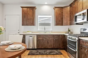 7058 N Mountain Field Dr, Eagle Mountain, UT 84005 - Photo 11