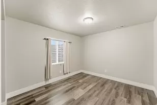 2397 W Harmony Dr, Layton, UT 84041 - Photo 19