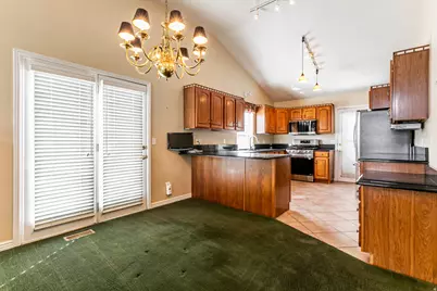 246 E Cottage Wood Ln, Murray, UT 84117 - Photo 7