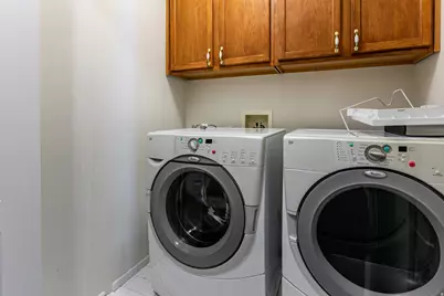 246 E Cottage Wood Ln, Murray, UT 84117 - Photo 19