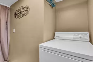 3860 W Burgess Rd S, Taylorsville, UT 84129 - Photo 33