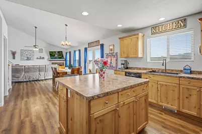 277 S Holden Ln, Grantsville, UT 84029 - Photo 11