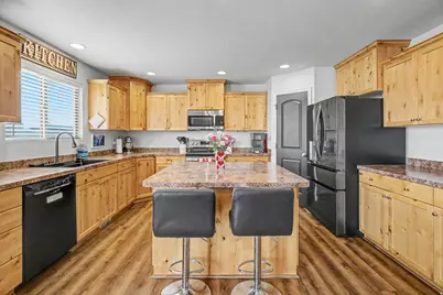 277 S Holden Ln, Grantsville, UT 84029 - Photo 9