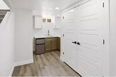 2195 E Wilson Ave, Salt Lake City, UT 84108 - Photo 19