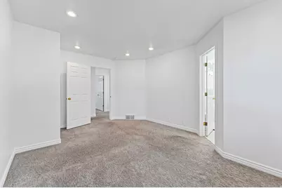 2803 E Evergreen Ave S, Millcreek, UT 84109 - Photo 13