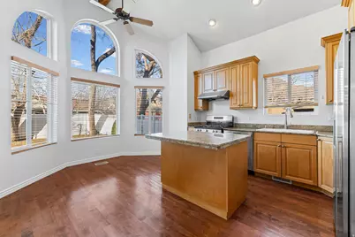 2803 E Evergreen Ave S, Millcreek, UT 84109 - Photo 5