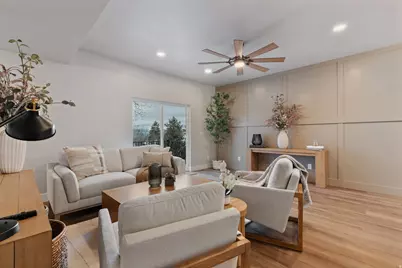 11446 S Mountain Ridge Cir, Sandy, UT 84092 - Photo 9