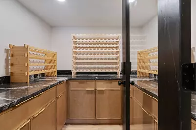 11446 S Mountain Ridge Cir, Sandy, UT 84092 - Photo 35