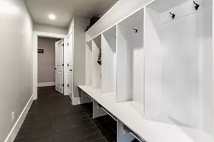 977 S Parkway E, North Salt Lake, UT 84054 - Photo 29