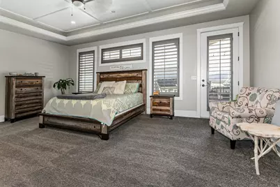 977 S Parkway E, North Salt Lake, UT 84054 - Photo 15