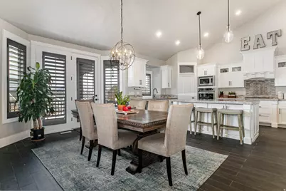 977 S Parkway E, North Salt Lake, UT 84054 - Photo 11