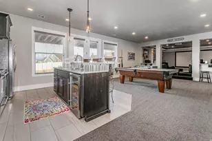 977 S Parkway E, North Salt Lake, UT 84054 - Photo 33