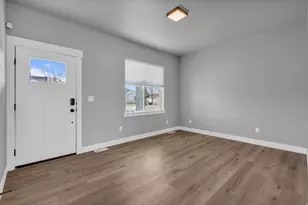 112 Eastmoor Dr, Grantsville, UT 84029 - Photo 5