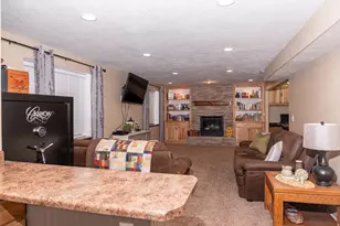 13638 S 3160 W, Riverton, UT 84065 - Photo 15