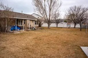 13638 S 3160 W, Riverton, UT 84065 - Photo 25