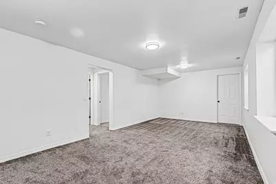 1011 S 900 W, Tooele, UT 84074 - Photo 23