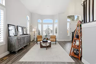 2872 W Rolling Creek Way, South Jordan, UT 84095 - Photo 9