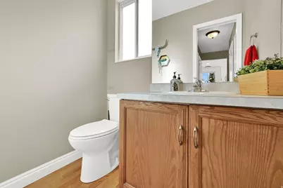 2382 N 450 W, Harrisville, UT 84414 - Photo 25