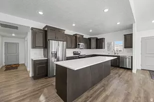 931 N Brook Ave, Tooele, UT 84074 - Photo 15