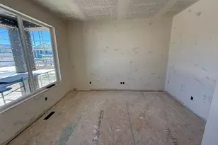 5325 N Honey Suckle Way, Eagle Mountain, UT 84005 - Photo 7