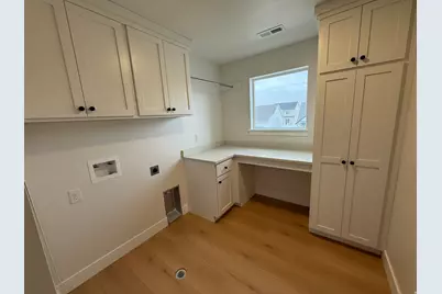 5325 N Honey Suckle Way #646, Eagle Mountain, UT 84005 - Photo 23