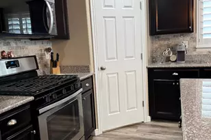 949 W Teal Run Way, Salt Lake City, UT 84119 - Photo 7