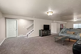 949 W Teal Run Way, Salt Lake City, UT 84119 - Photo 19