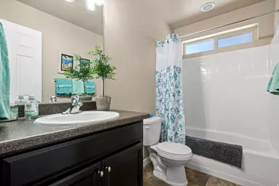 949 W Teal Run Way, Salt Lake City, UT 84119 - Photo 15