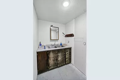 46 S Center St, Elsinore, UT 84724 - Photo 43