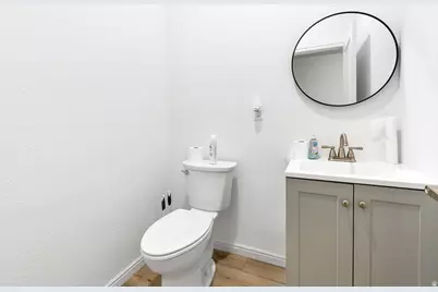 46 S Center St, Elsinore, UT 84724 - Photo 33