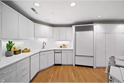 560 E South Temple #704, Salt Lake City, UT 84102 - Photo 21