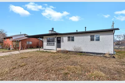 706 W 2300 N, Clinton, UT 84015 - Photo 21