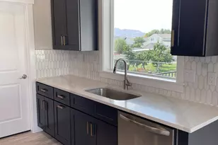 812 S 1365 W, Lehi, UT 84043 - Photo 9