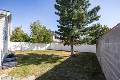 5365 W Alpine Flower Cir, Kearns, UT 84118 - Photo 29
