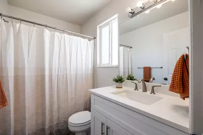 5365 W Alpine Flower Cir, Kearns, UT 84118 - Photo 13